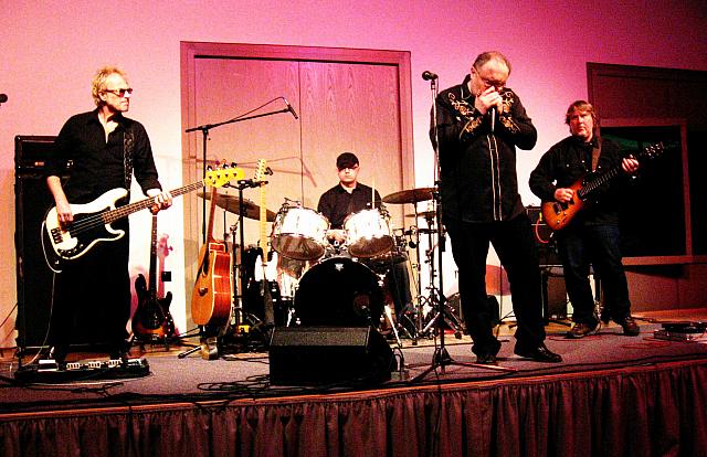 Crazy_Chris_K___Band_4_10_021.jpg